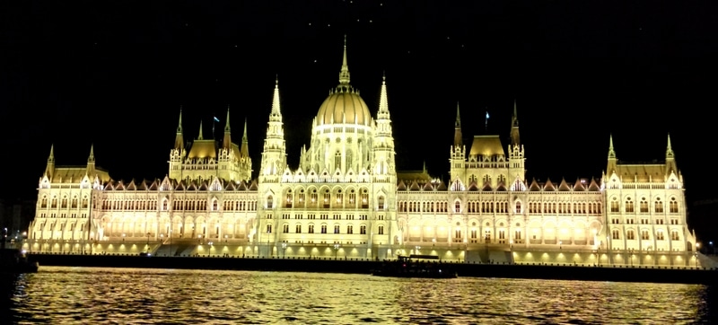 Det ungarske parlamentet - vakrest i verden?