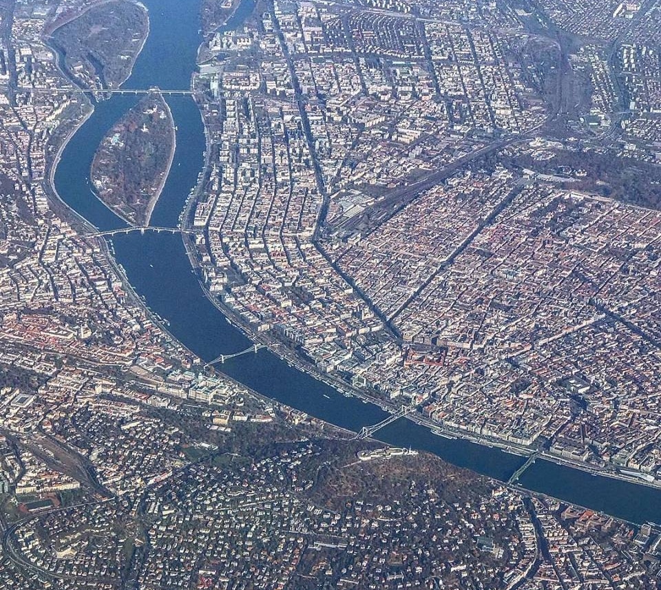 Slik kan Budapest se ut før landing i Budapest